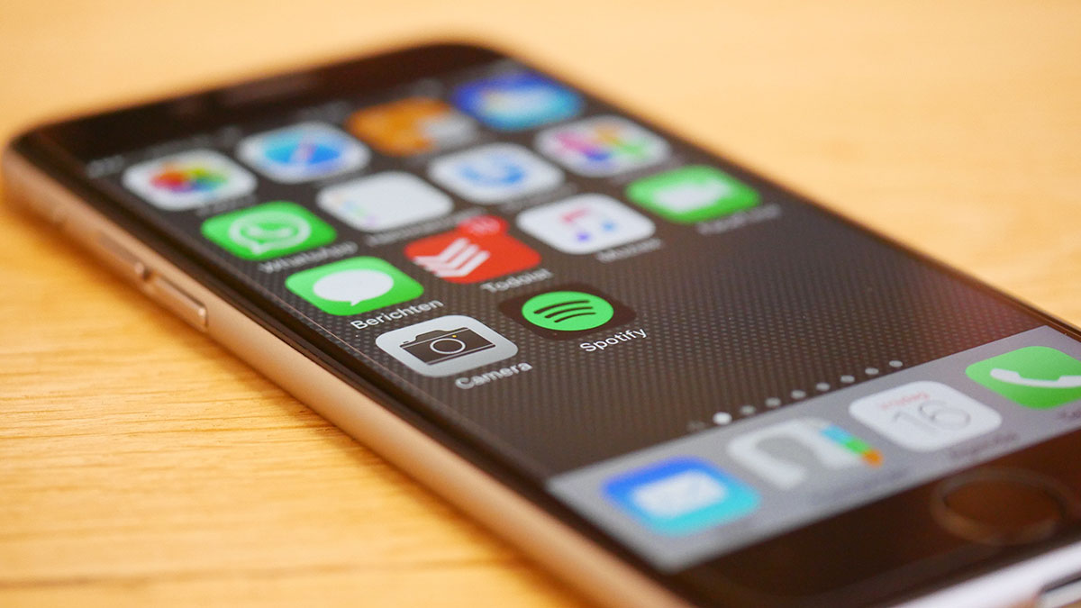 高校生のiPhoneユーザー30.2％が「公務員になりたい」