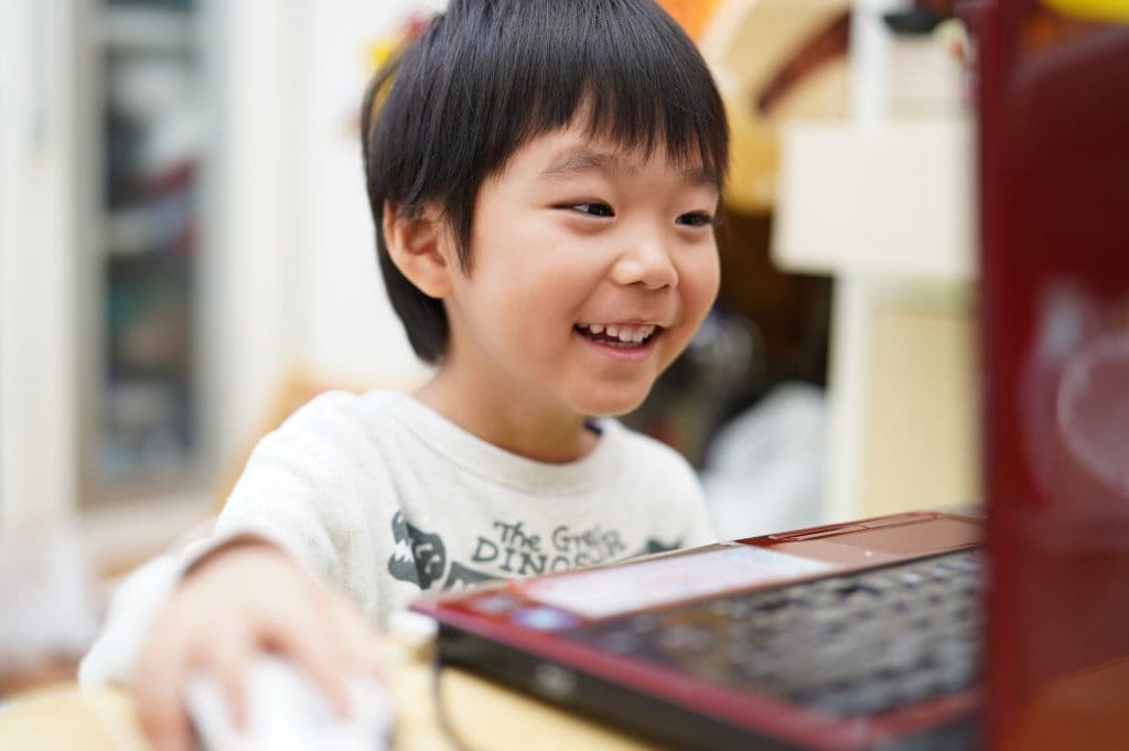 子どもひとりにPC1台の時代到来！（前編）最近よく聞くGIGAスクール 構想とは？